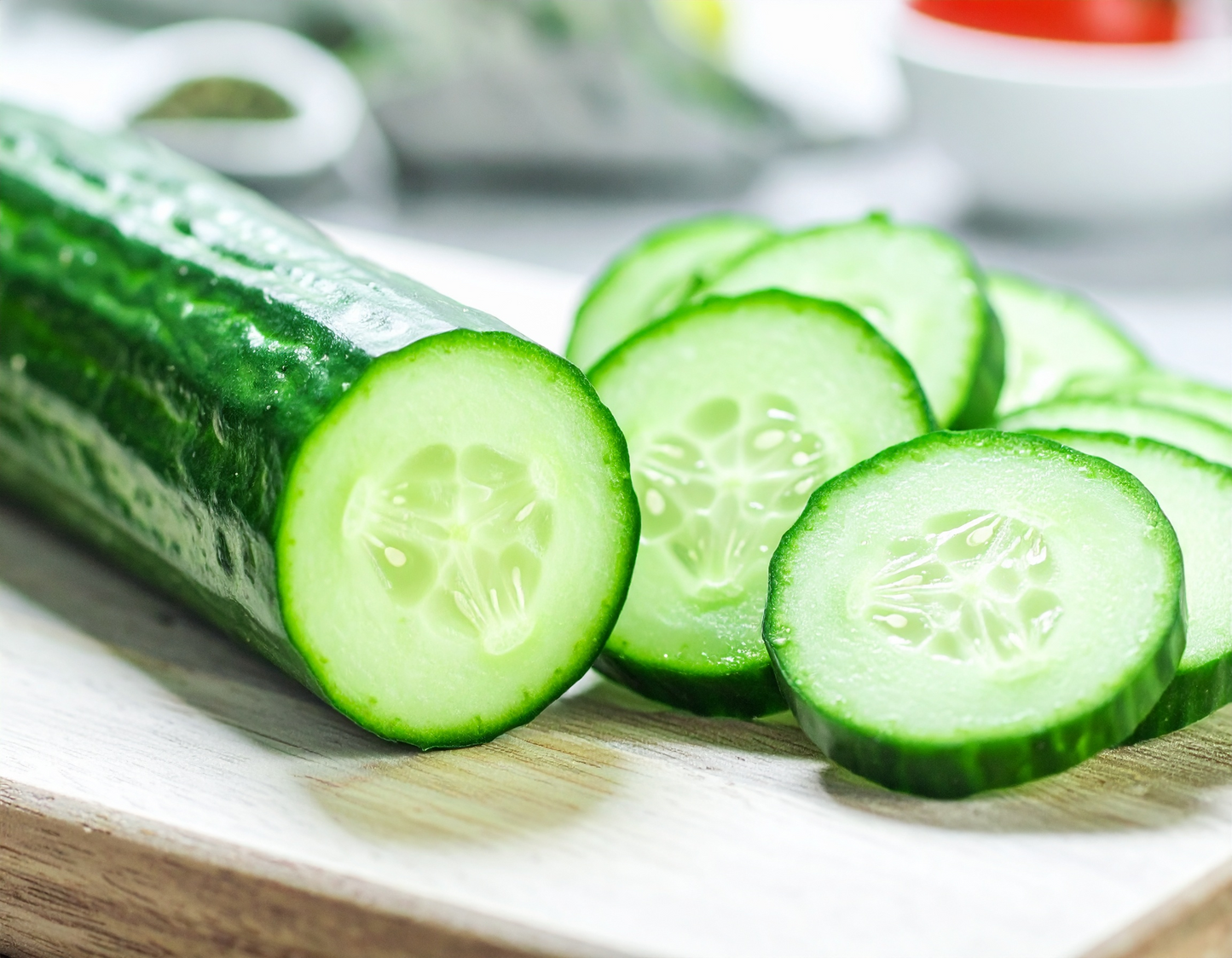 Muncher Cucumber vegetable seeds for thin-skinned, burpless fruit perfect for fresh garden snacking and slicing.